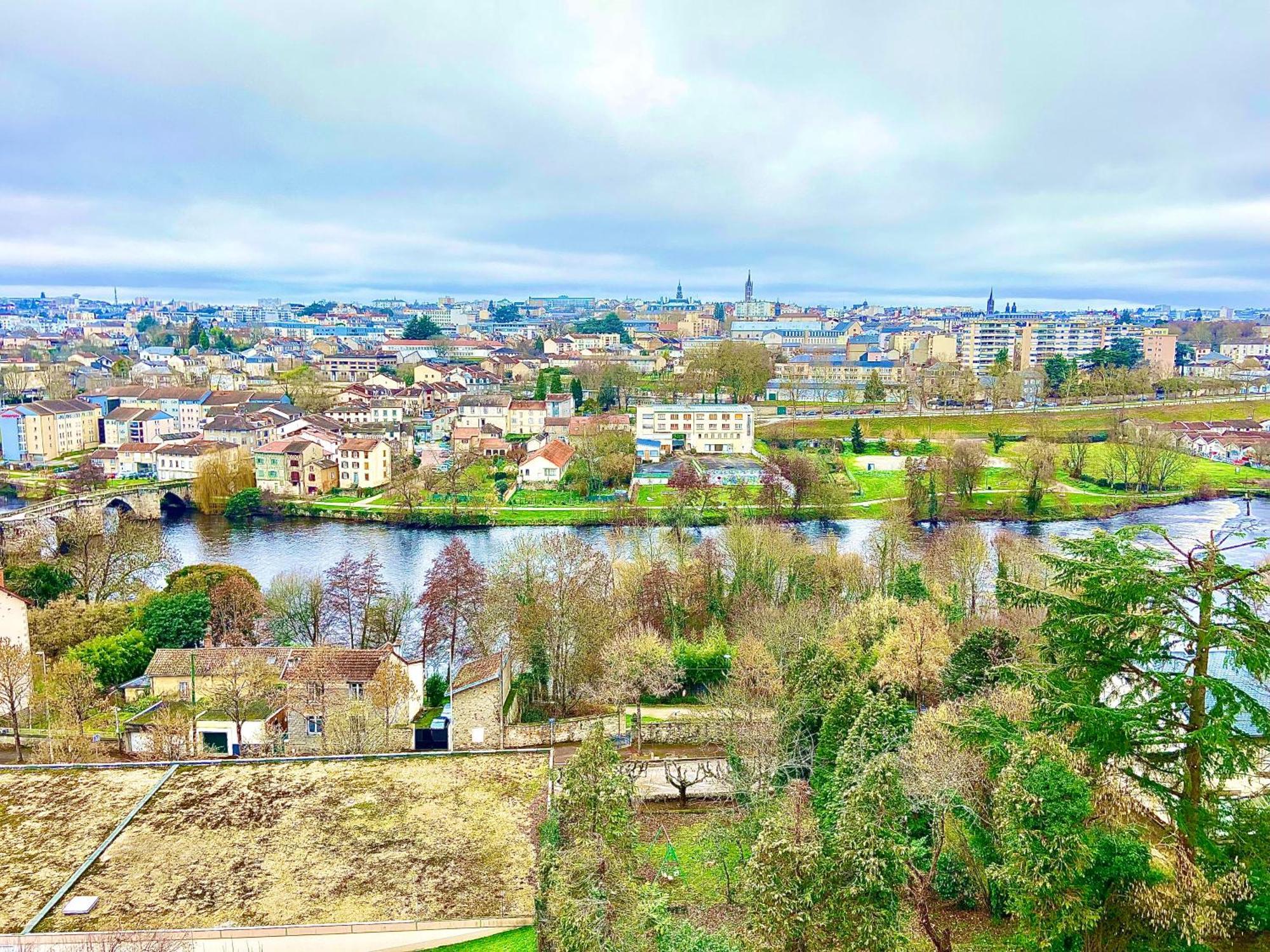 Ferienwohnung Le Panoramique, Splendide Avec Vue Sur La Vienne Limoges Exterior foto